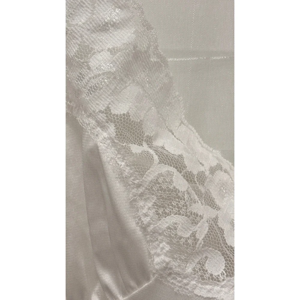 Vassarette White Nylon Full Slip Lace Trim Adjustable Strap Style 10-805 Size 28